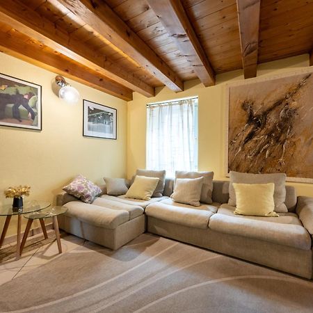 Alpine Apartment Aosta Eksteriør bilde