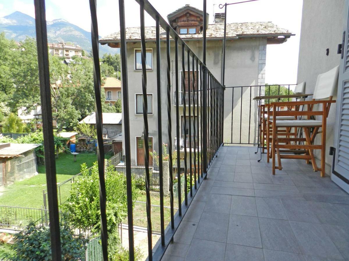 Alpine Apartment Aosta Eksteriør bilde